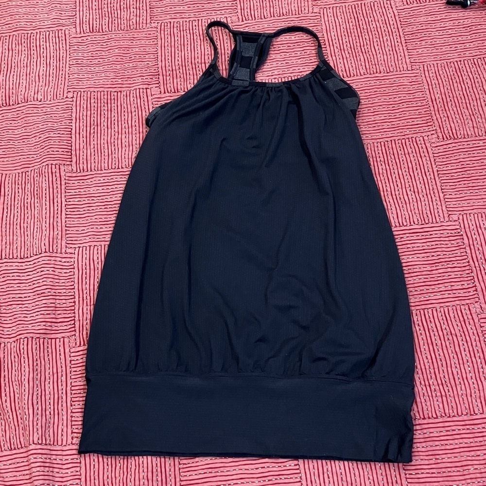 lululemon athletica size 6 exercise Black / gray Tank Top with built in bra